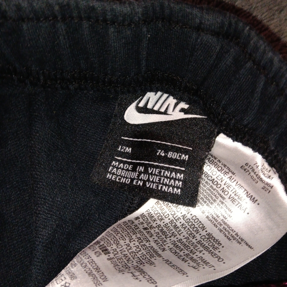 Nike Pink and Black Logo Crop Top and Shorts Set - Picture 3 of 3